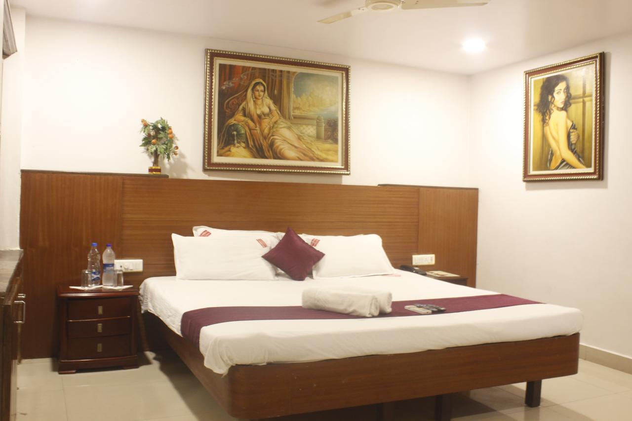 Hotel Chandra'S Visakhapatnam Exterior photo
