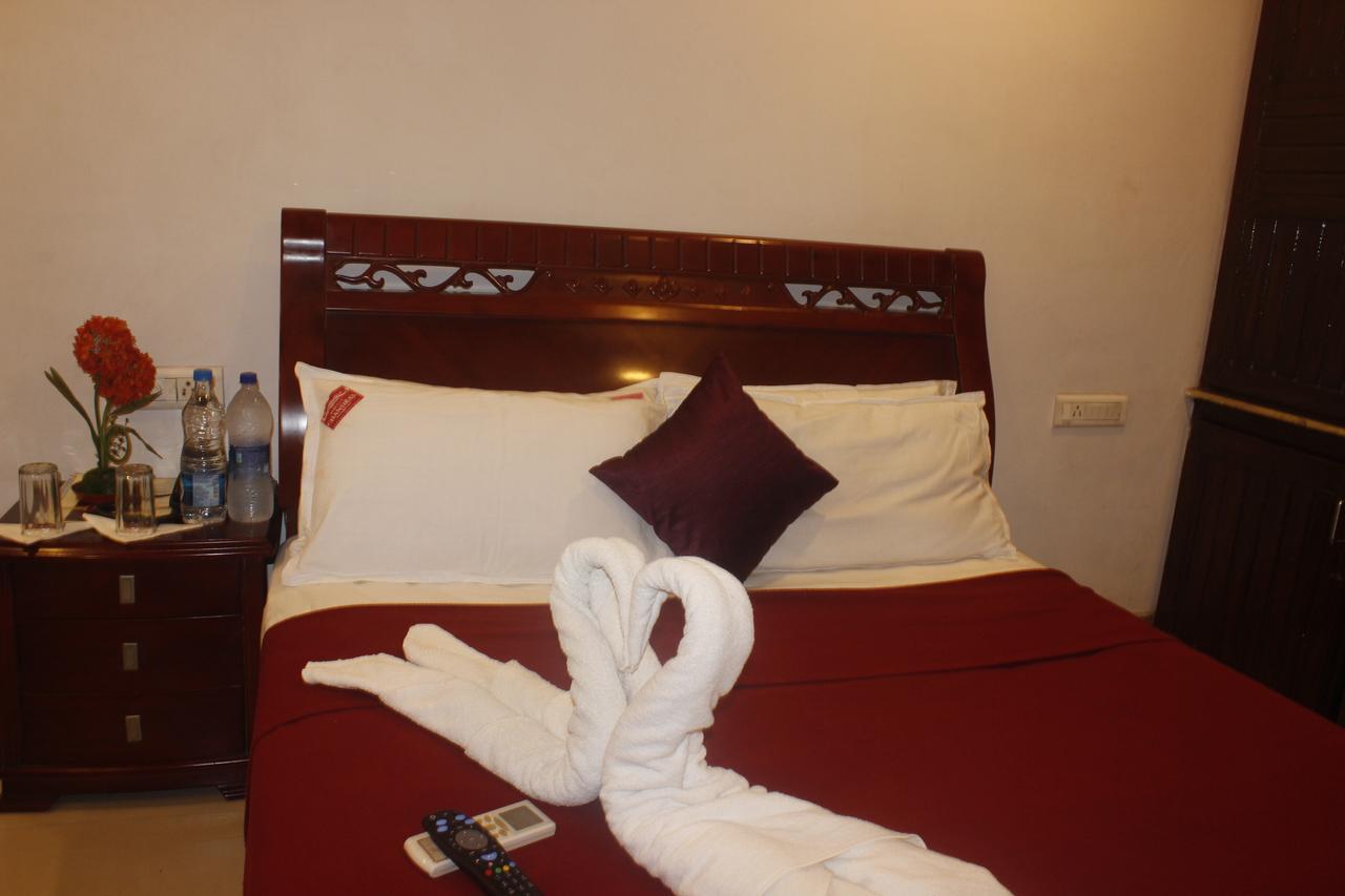Hotel Chandra'S Visakhapatnam Exterior photo